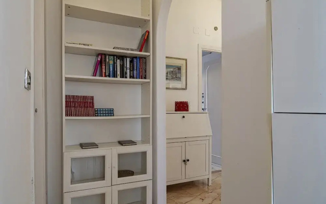 Homey Seaview Apartment