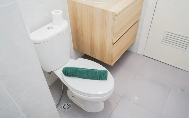 Cozy And Spacious 1Br Apartment At Parkland Avenue