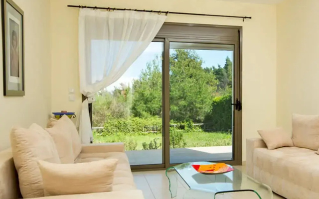 Akrogiali Villas V