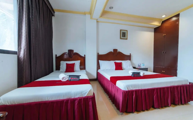 Cler Grand Hotel by Reddoorz