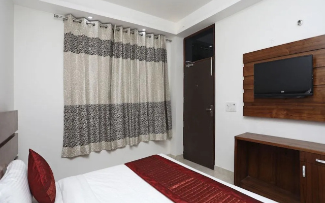 OYO 12918 The Prince Inn