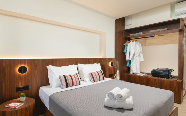 Elia Sea Suites