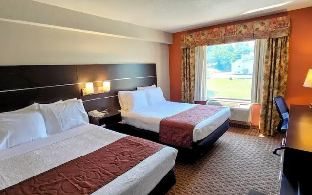 Grand Plaza Hotel & Conference Center
