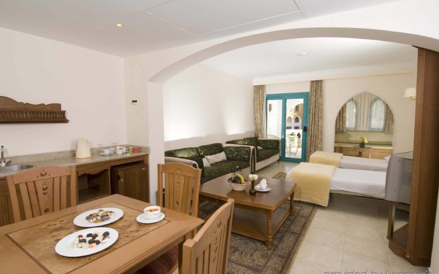 Отель SUNRISE Garden Beach Resort Египет, Хургада - 9 отзывов об отеле, цены и фото номеров - забронировать отель SUNRISE Garden Beach Resort онлайн комната для гостей
