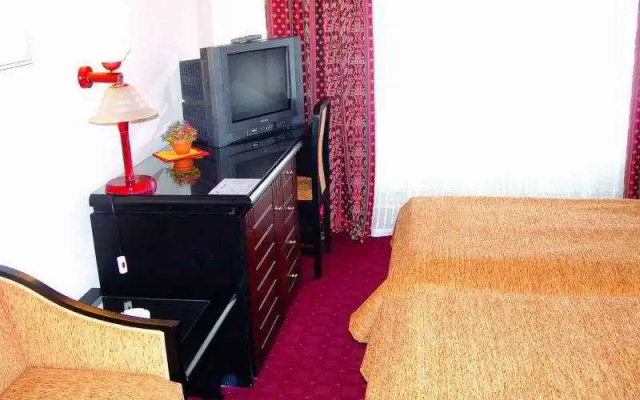 Petrol Company Hotel-Tetovo