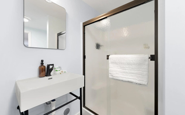 1101 Norwood Unit C