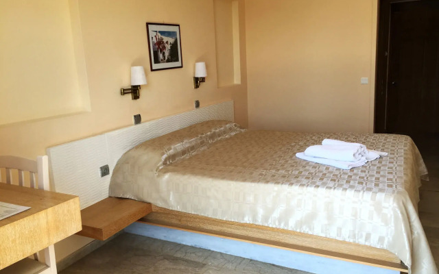Hotel Golden Sun