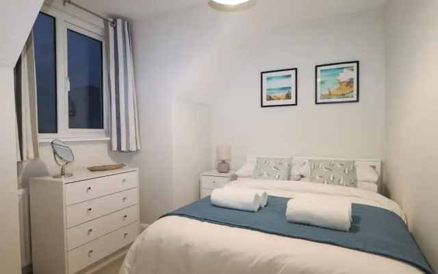 8 Sea Way