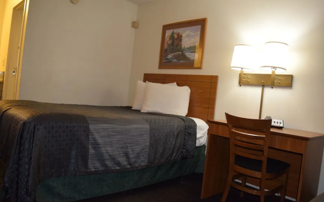 Value Inn Livonia