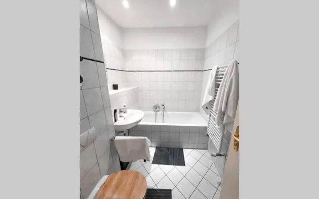 Zentral, Ruhig, 4personen, Balkon, Waschmaschine