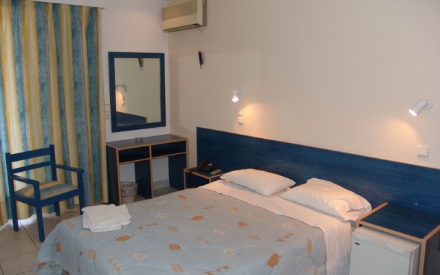 Отель Stefanakis Hotel & Apartments Греция, Вари-Вула-Вулиагмени - отзывы, цены и фото номеров - забронировать отель Stefanakis Hotel & Apartments онлайн комната для гостей