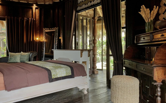 Most Exotic Beachfront Villa Keong