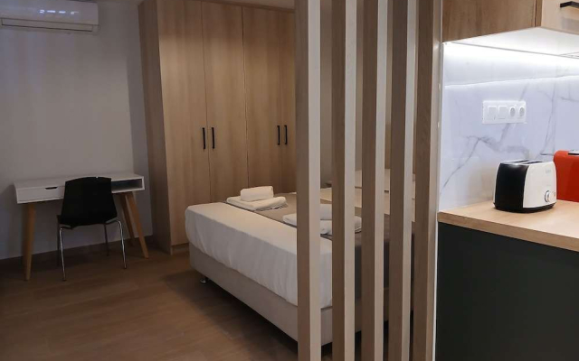 10 Apartments & Suites Athens