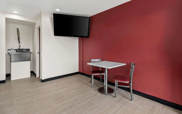 Econo Lodge Fallon Naval Air Station Area
