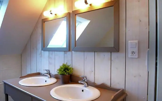 Modern villa in Plouneour-Trez  with private pool