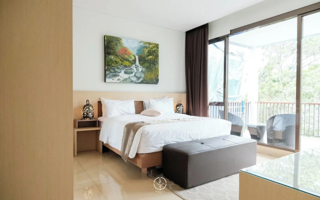 Mentari Hill View 8 BR heated pool and movie room