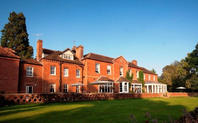 Bartley Lodge Hotel in Southampton, United Kingdom from 150$, photos, reviews - zenhotels.com hotel front
