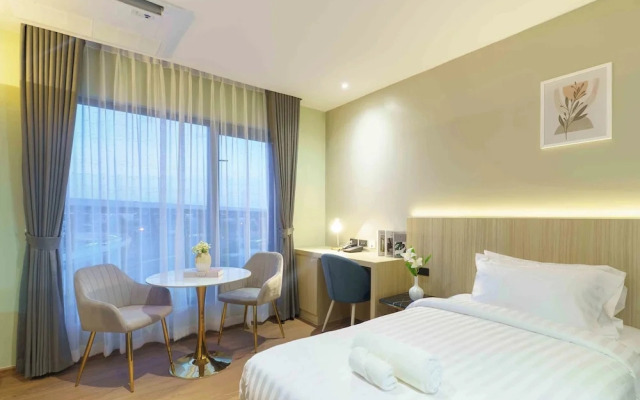 Sakhonburi Cozy Hotel