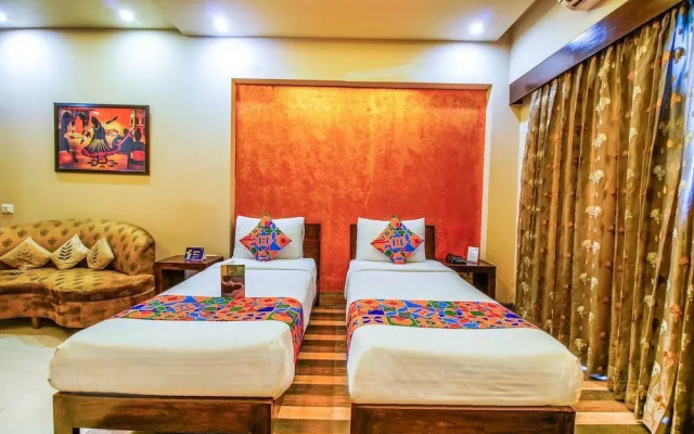 Capital O 928 Villa@43 by FabHotels