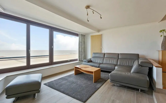 Apartment in Blankenberge Near Belgium Pier