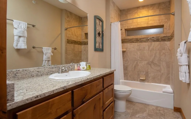 Living the Dream RG209 - 3 Br Condo