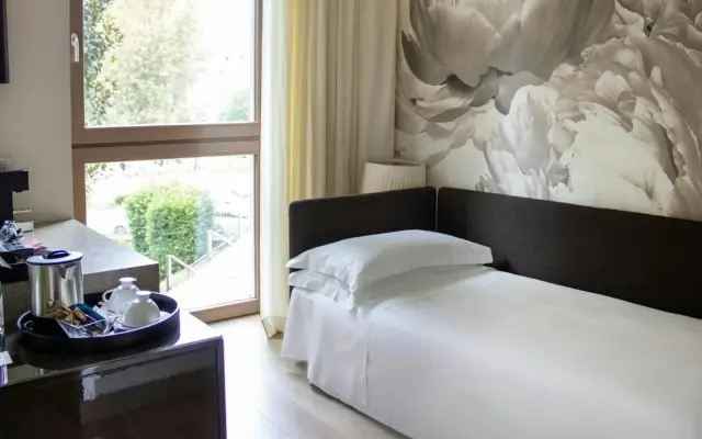 Starhotels E.c.ho.