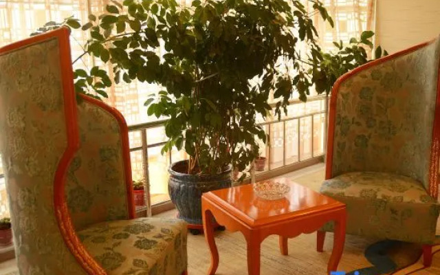 Dingxi Jingu Hotel