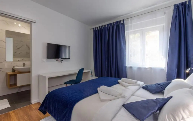 Villa Aurus - Luxury 5 bedroom