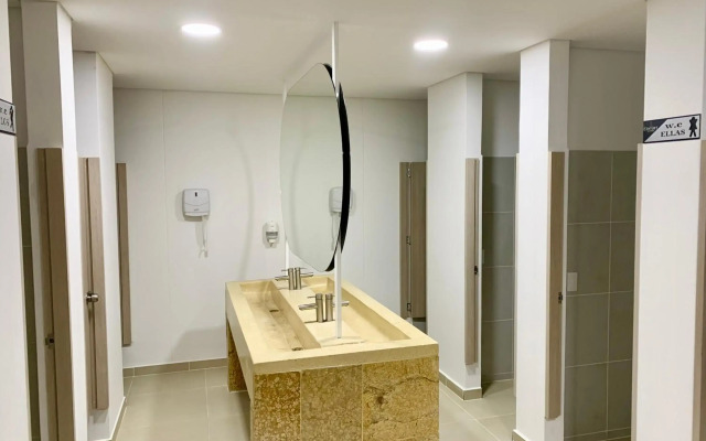 CE26 Beautifull Apartment and Parking