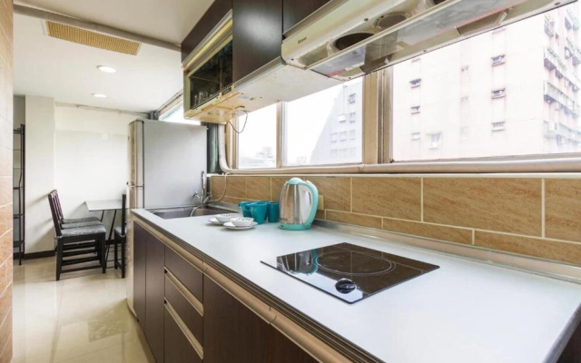 SHAKA Apartment