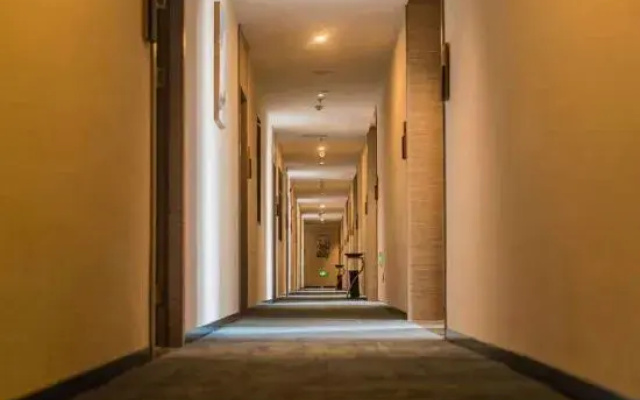 Oriental Union City Hotel