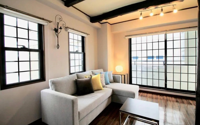 30sec walk to PeacePark, Beautiful Condo - B