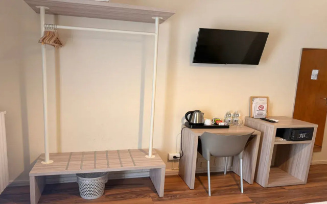 Adalesia Hotel&Coffee