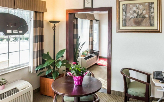 Econo Lodge Monticello