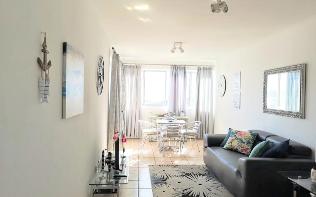 Seaside 1bed Apartment Ocean Views