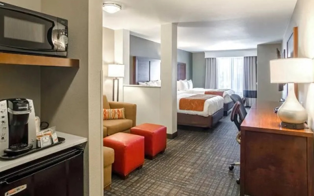 Comfort Suites Loveland