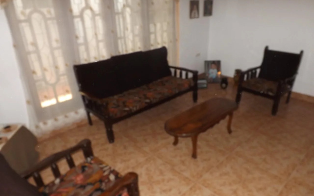 Daisy Villa