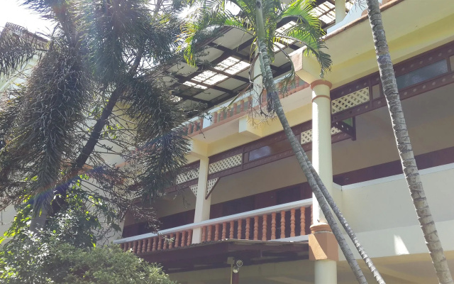 Rattana Guesthouse & Bungalow