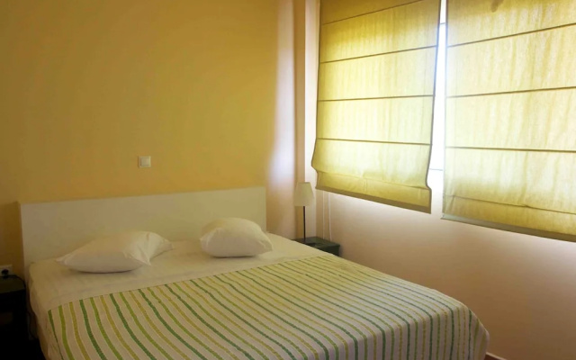 Rex Hotel