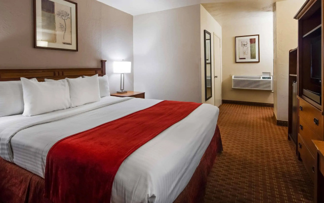 Blythe Hotel