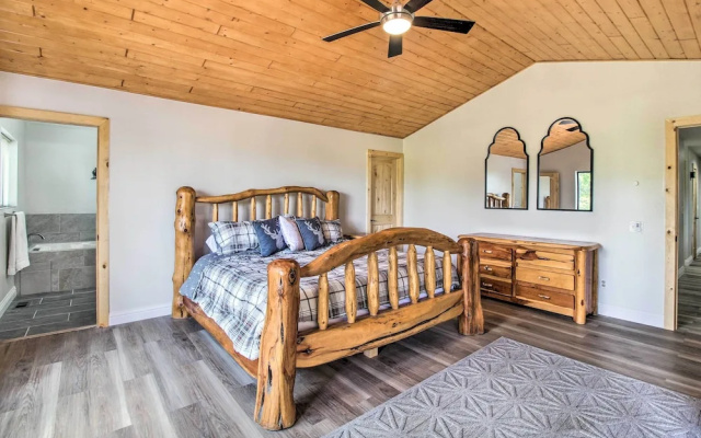 Game Room & Wooded Views: Pinetop Cabin!