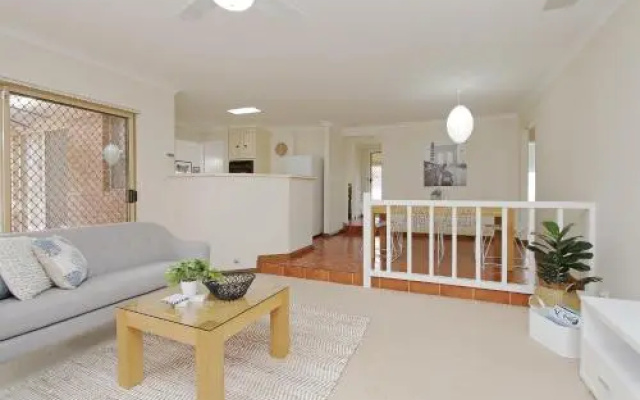 Alexandra Villa