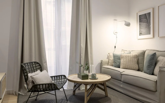 Aspasios Verdi Apartments