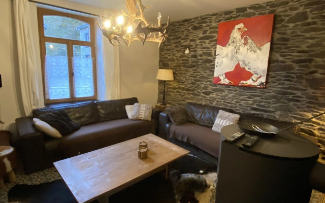 Holiday Home in Semois Valley Near Kayaking