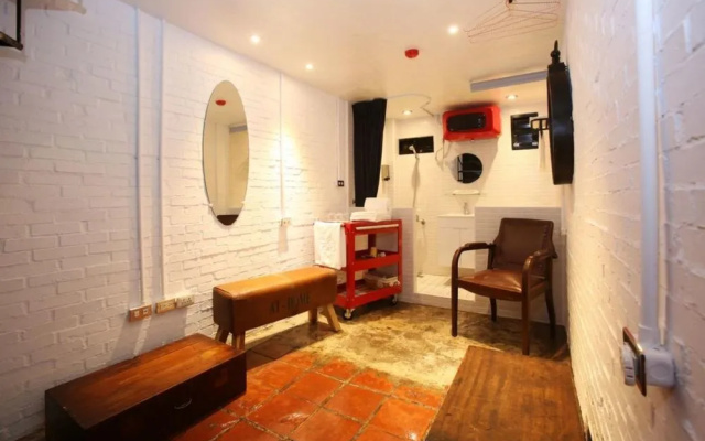 Zhengxing Yenping Apartment