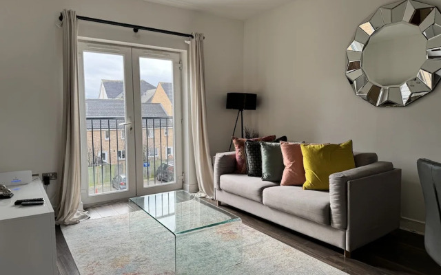 Havana 2 bed Apartment in london
