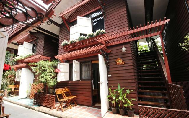 Отель Bangphlat Resort Бангкок вид на фасад