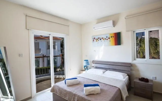 Villa Shaye AQ Me16