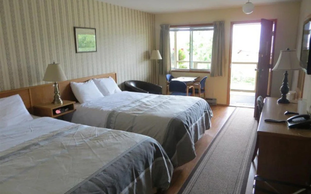 Schooner Motel