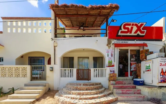 Casa Bongo by Skyrun